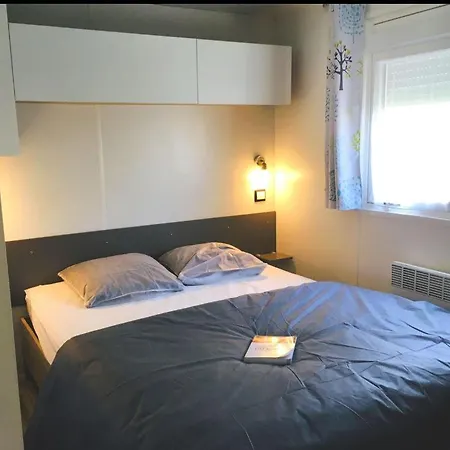 Campingplatz La Haie Penee **** Saint-Quentin-en-Tourmont