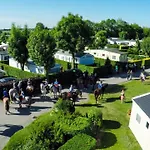 Camping La Haie Penée **** Saint-Quentin-en-Tourmont
