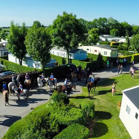 Campsite La Haie Penee **** Saint-Quentin-en-Tourmont